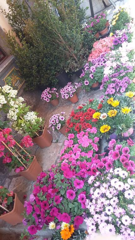 Taormina Rainbow House Apartment Exterior photo